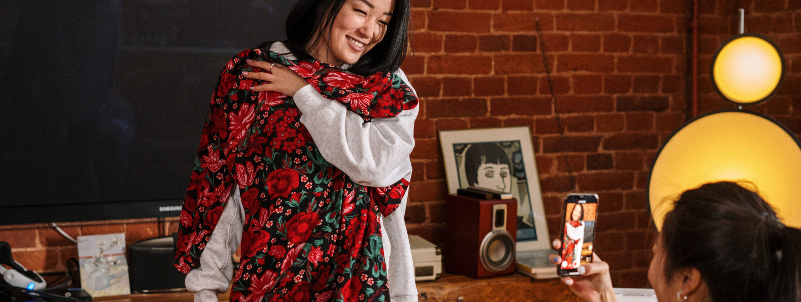 Woman showing clothes banner-3